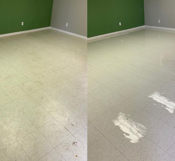 LVP Floor Cleaning, Seminole FL